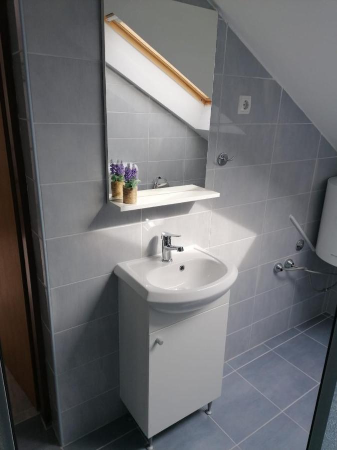 Apartment Niva Нин Екстериор снимка
