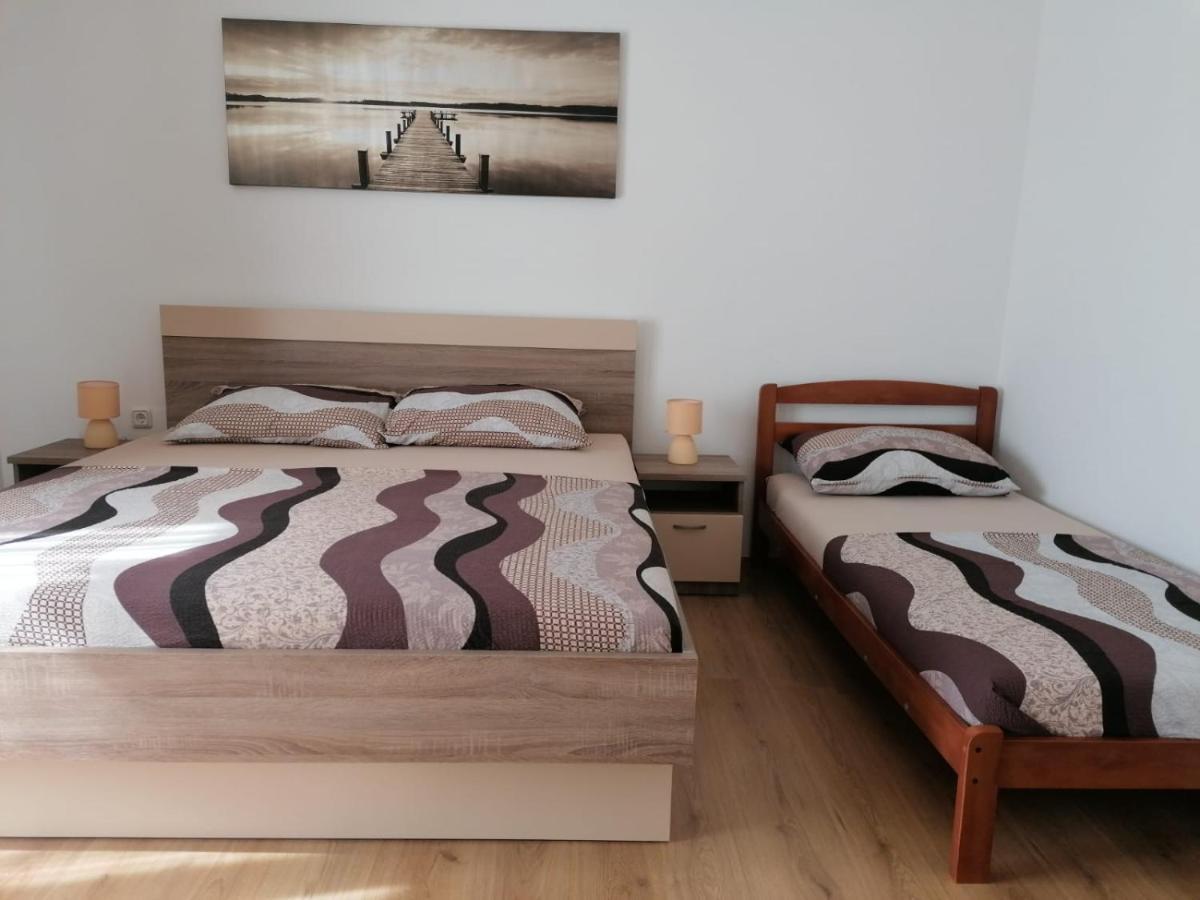 Apartment Niva Нин Екстериор снимка