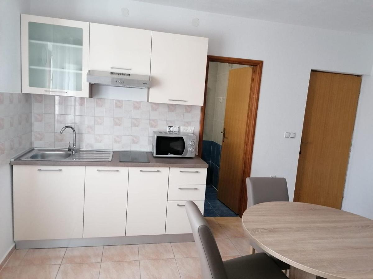 Apartment Niva Нин Екстериор снимка